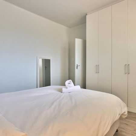 Skyways Apartment Cape Town Exterior photo